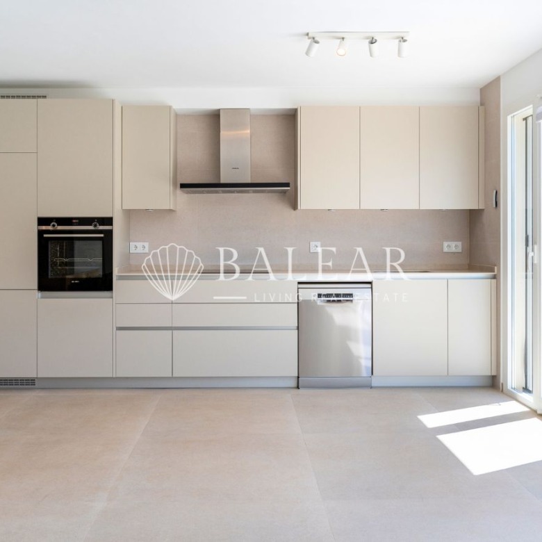 Cocina totalmente equipada en chalet en Sa Cabaneta.