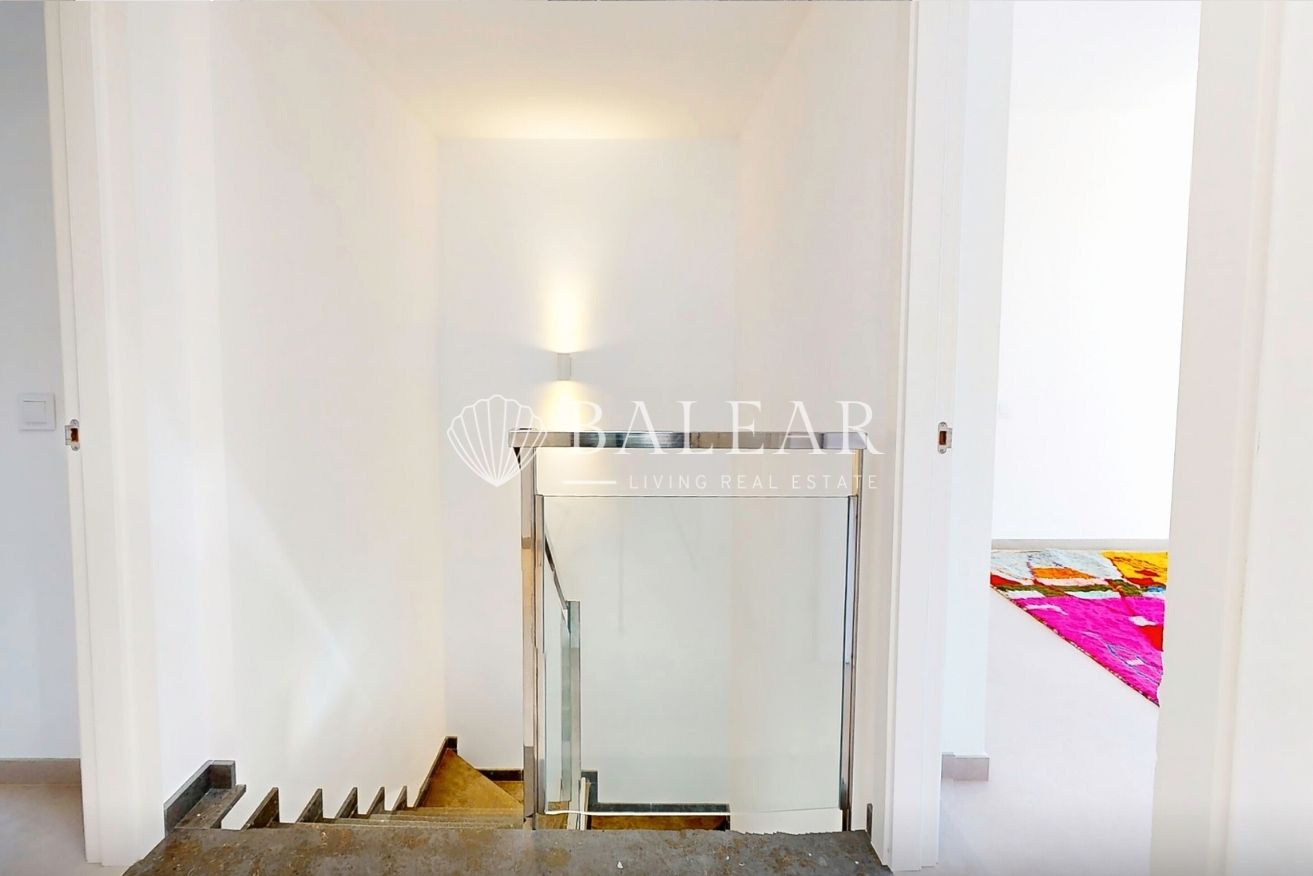 Distribuidor de planta en casa en Sa Cabaneta.